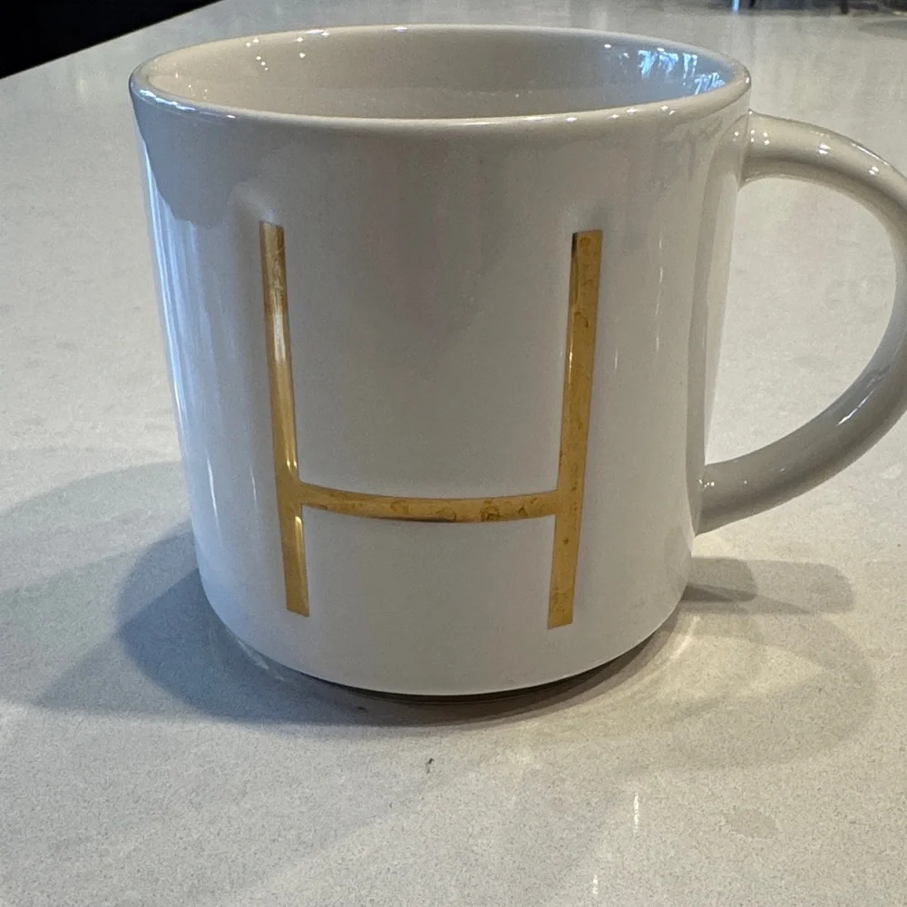 Williams Sonoma White Mug with H Gold Letter monogrammed